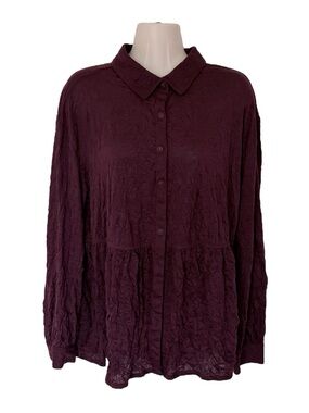 Frye & Co Monica Top Long Sleeved Button Down Tiered Size Medium Burgundy / Wine